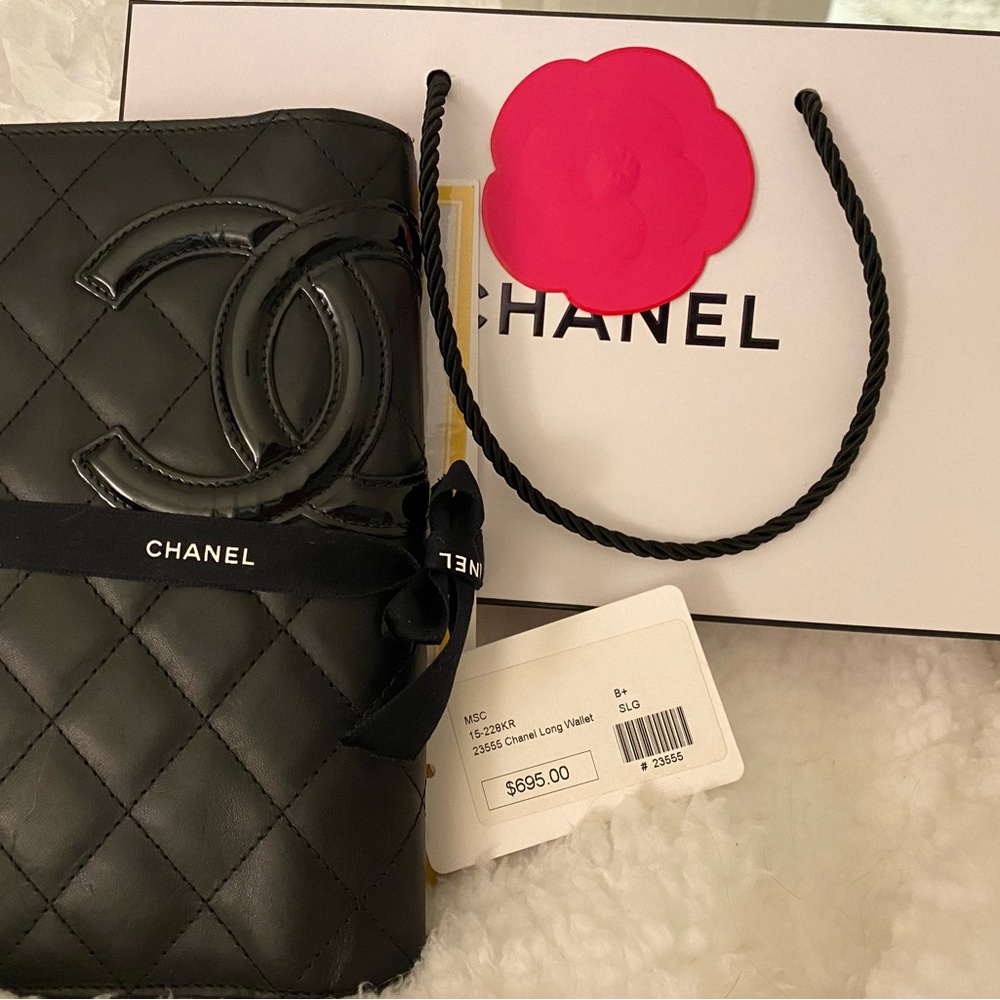 Chanel Trifold Pink